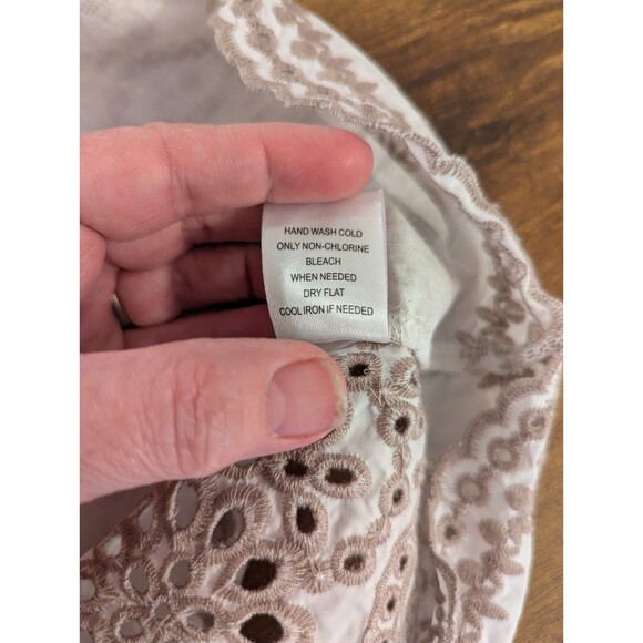 Embroidered Boho Eyelet Tank Top – Size PXL – Ivory & Taupe – 100% Cotton - Picture 4 of 10